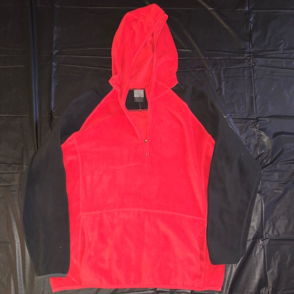 NIKE Red and Black Thermal Zip Up - Picture 3 of 5